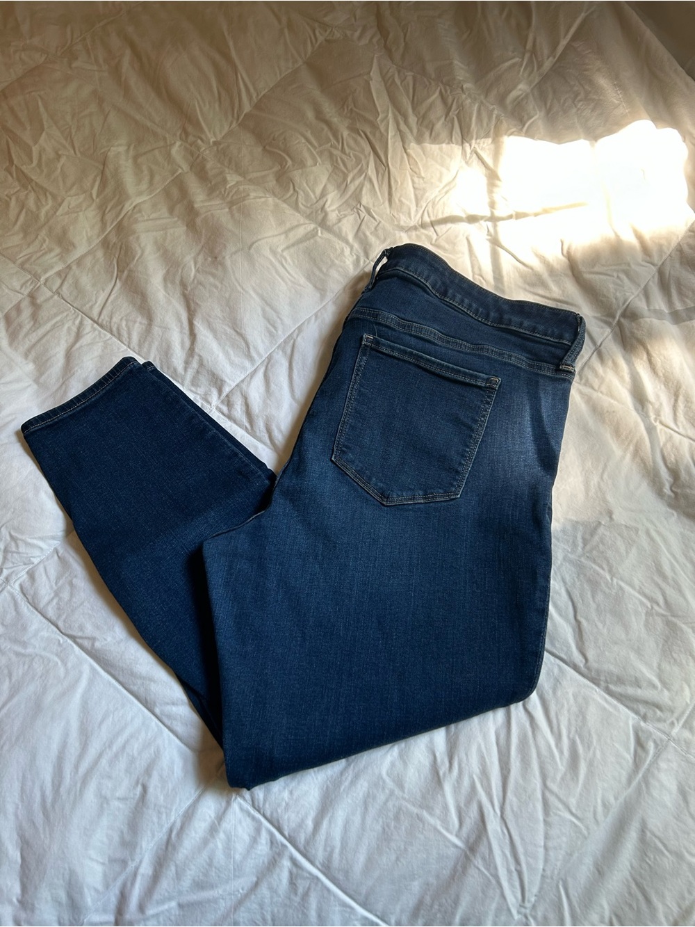 Women’s Dark Blue Skinny Jeans
